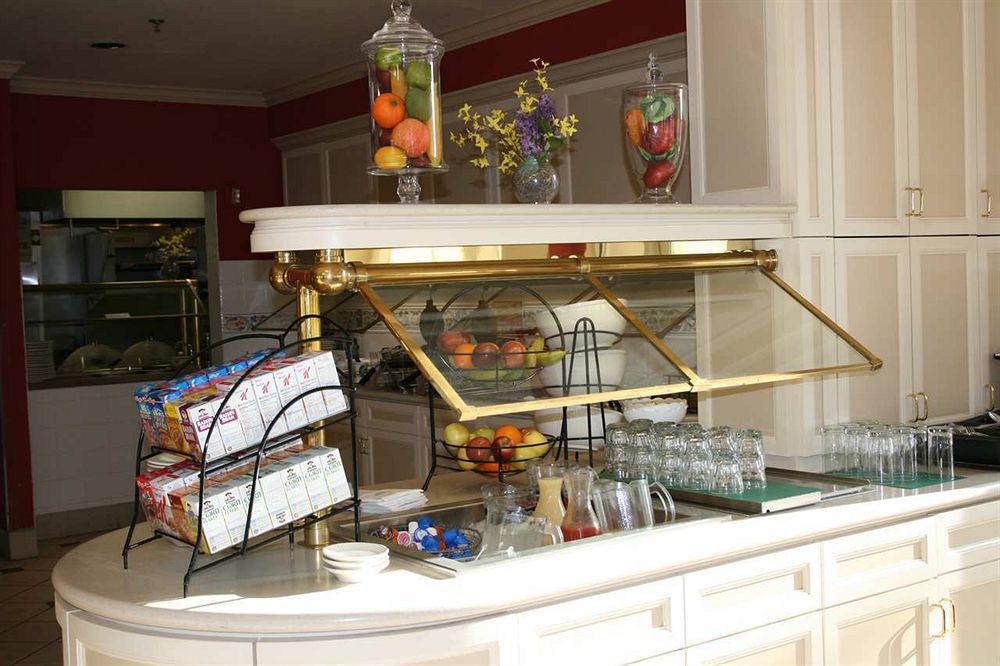 Hilton Garden Inn Minneapolis Saint Paul-Shoreview Restaurant photo