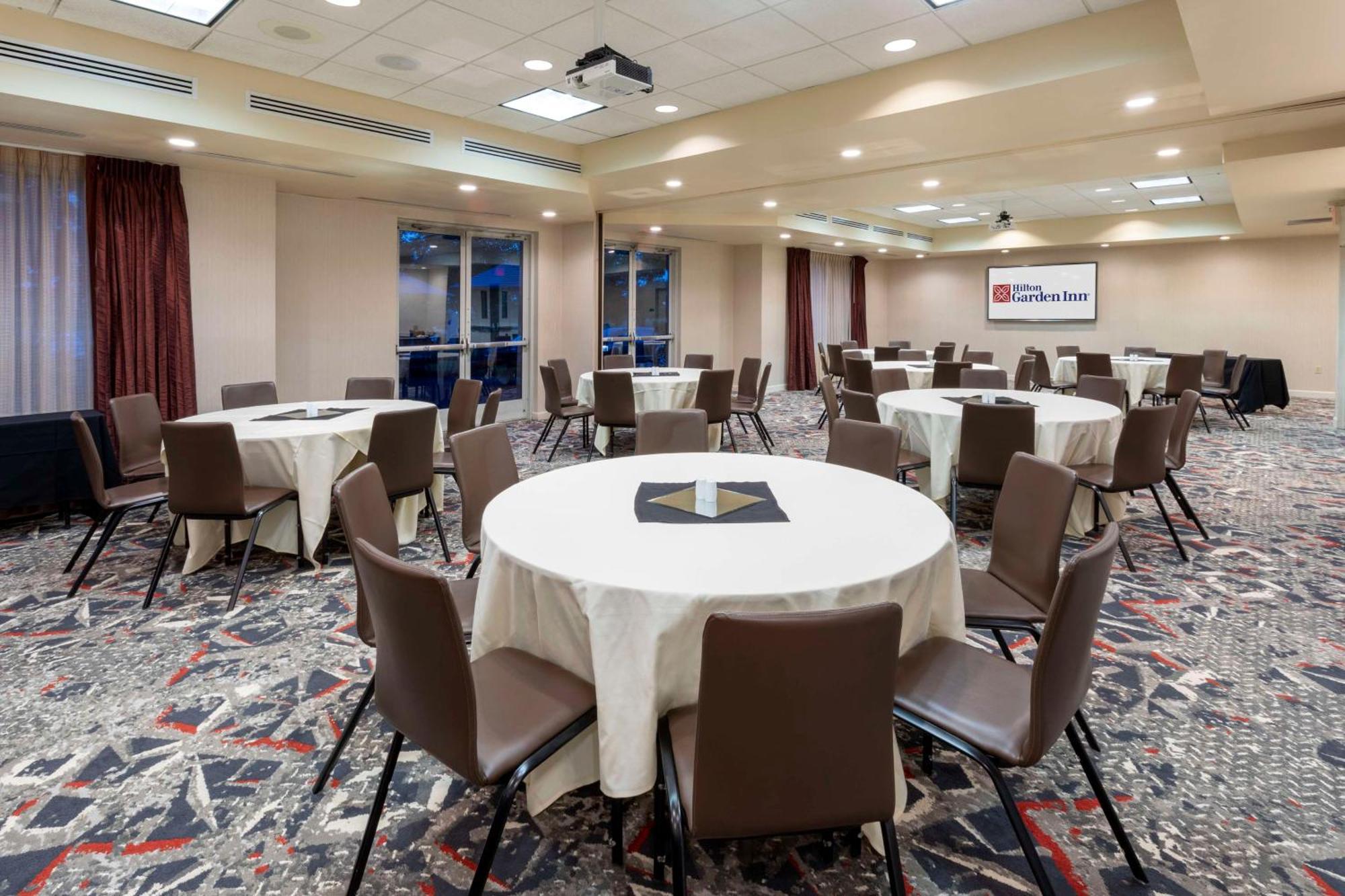 Hilton Garden Inn Minneapolis Saint Paul-Shoreview Exterior photo