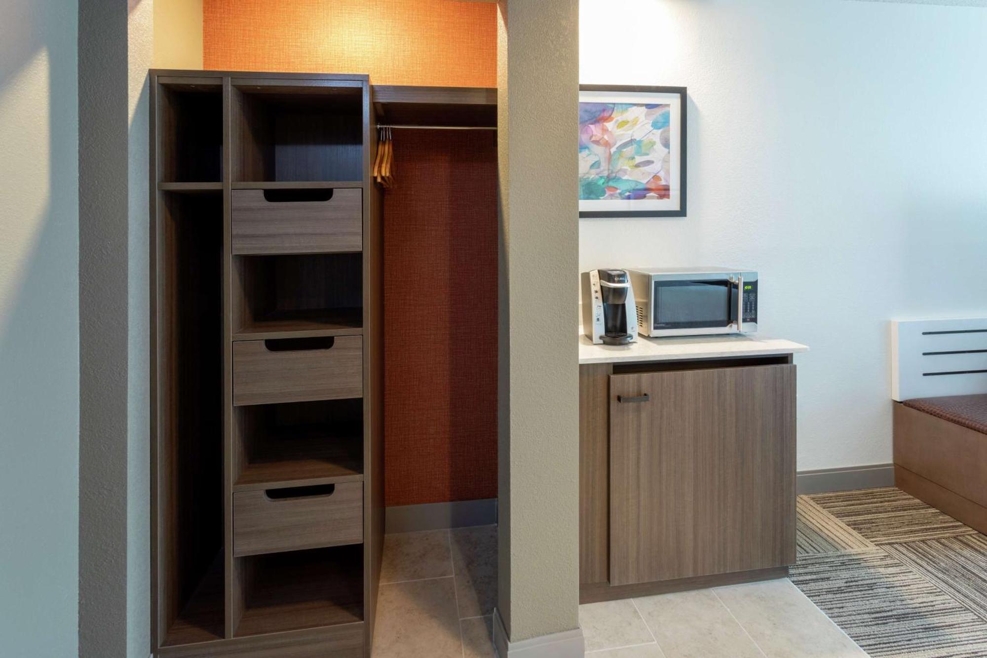 Hilton Garden Inn Minneapolis Saint Paul-Shoreview Exterior photo