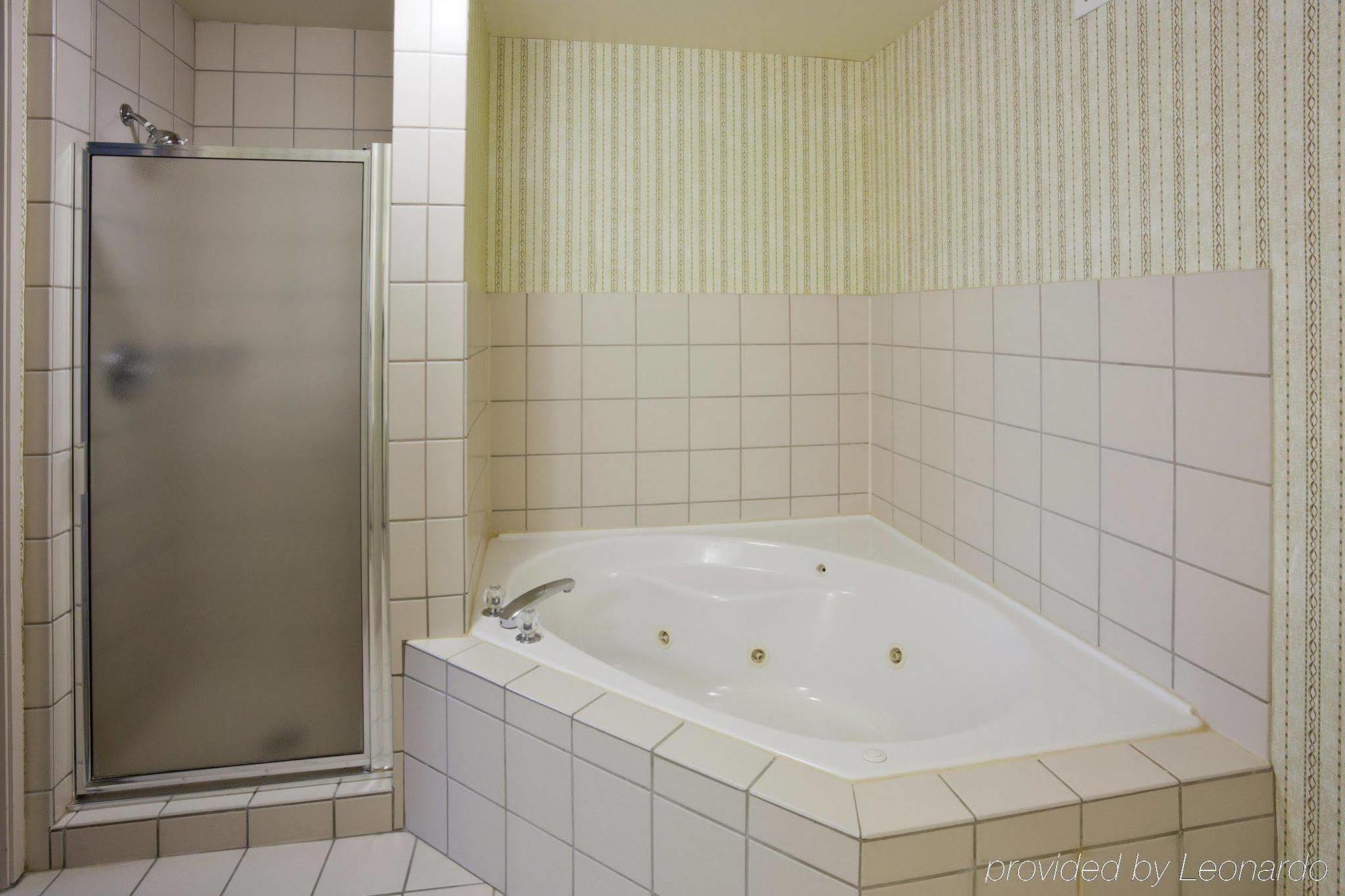 Hilton Garden Inn Minneapolis Saint Paul-Shoreview Exterior photo